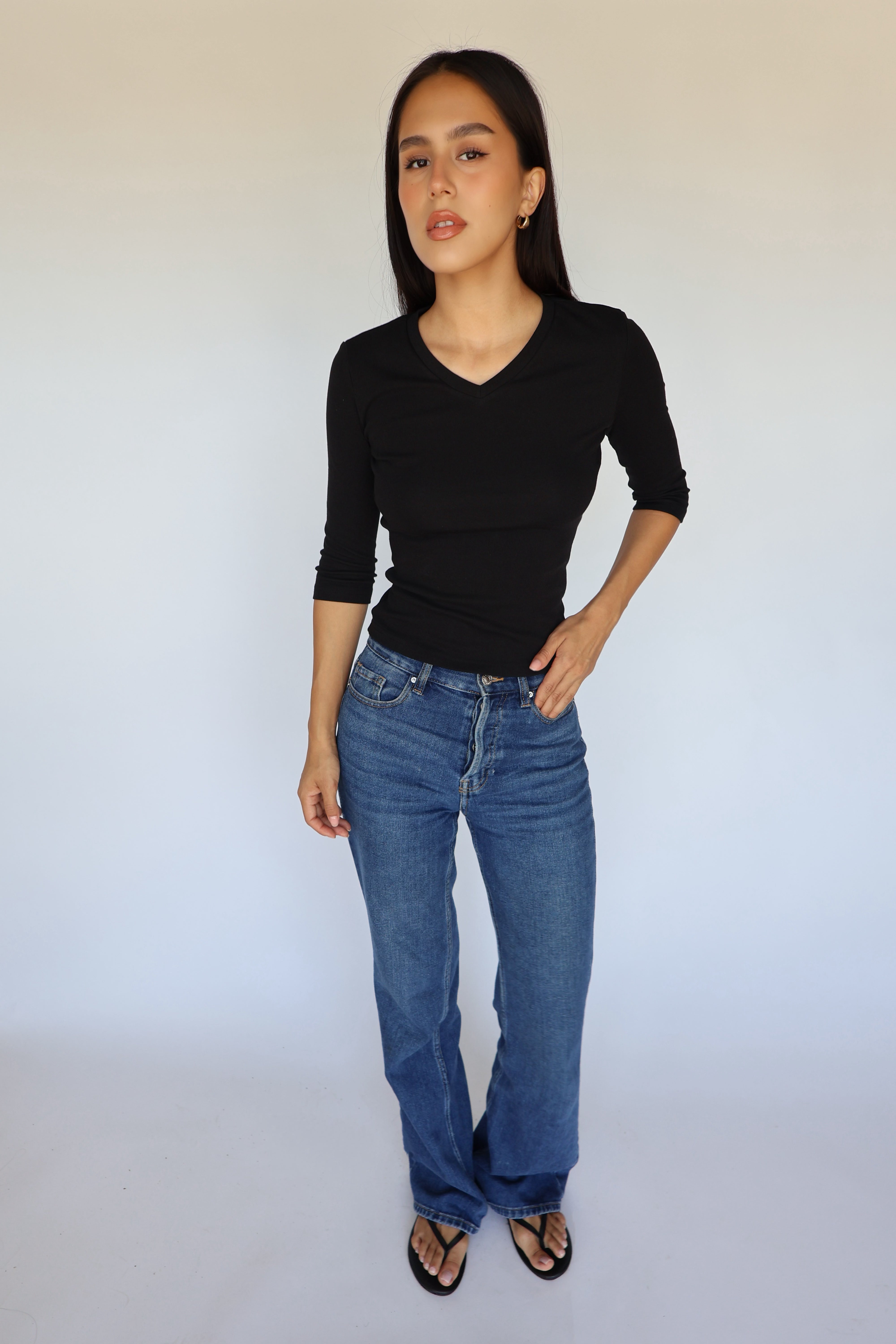 V-Neck Quarter Sleeve // Onyx