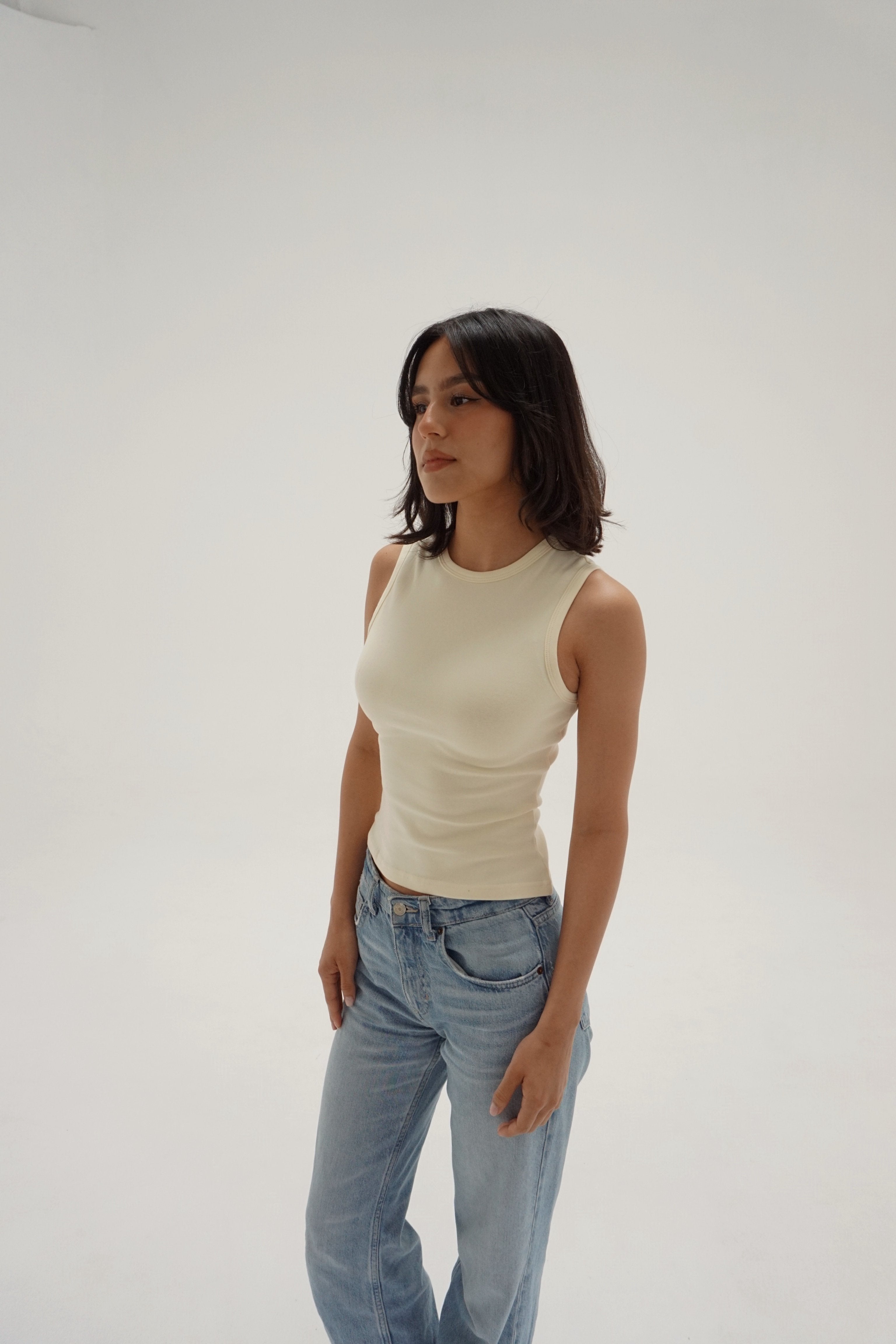 MUSCLE TANK // BUTTER