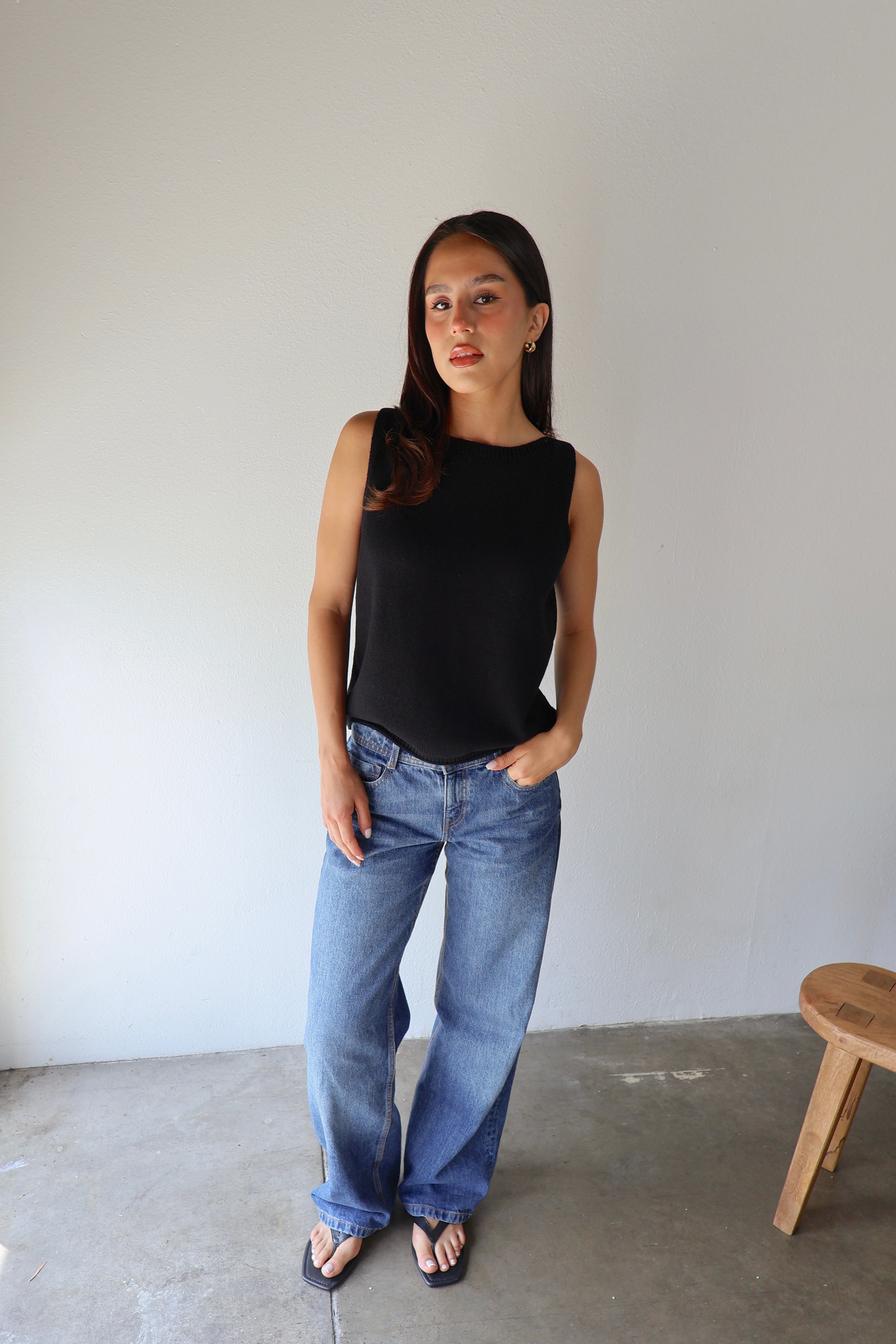 BOATNECK TANK // ONYX