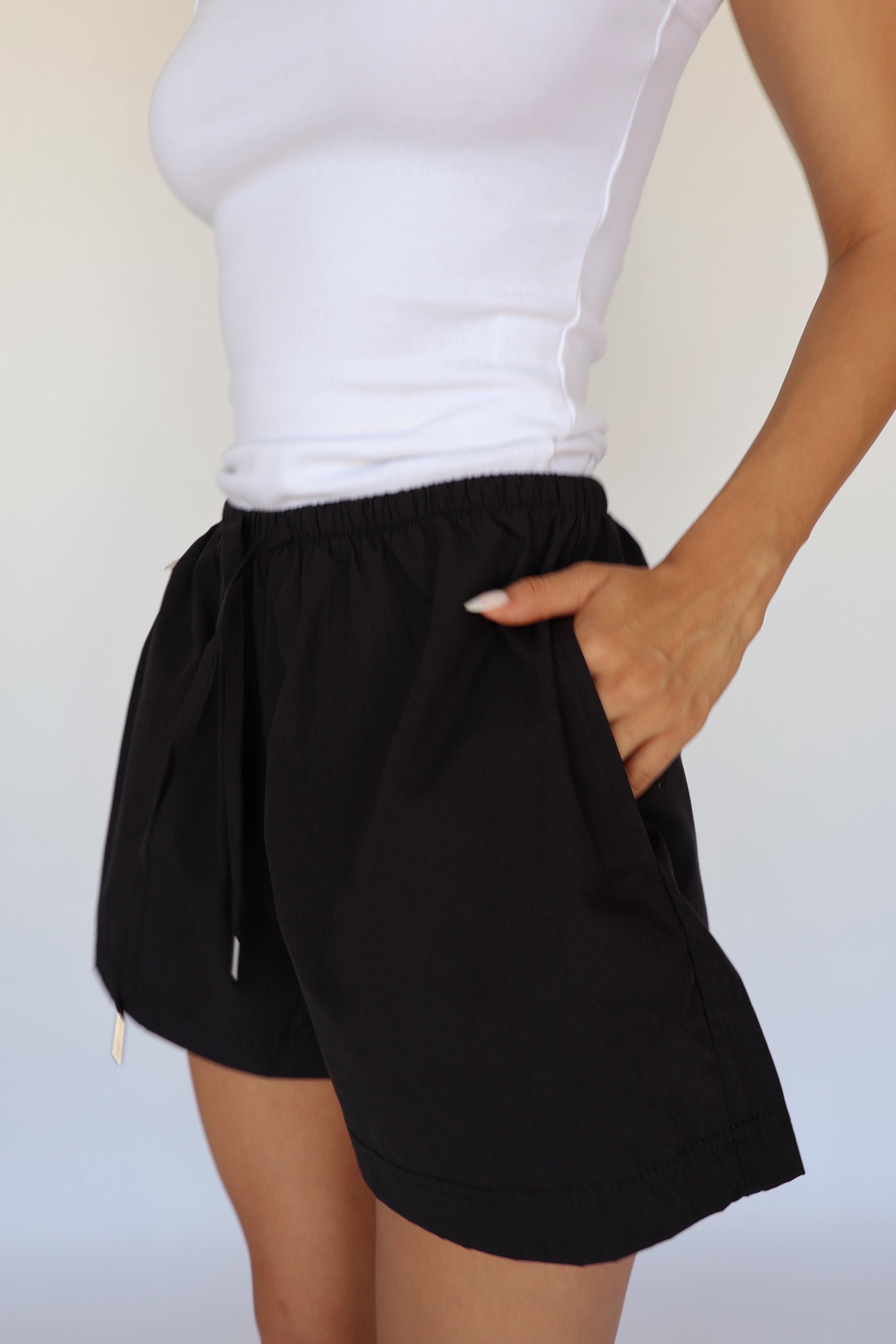 The Poplin Short // Onyx